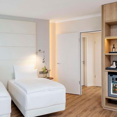 Nh Berlin Alexanderplatz Hotel Bagian luar foto